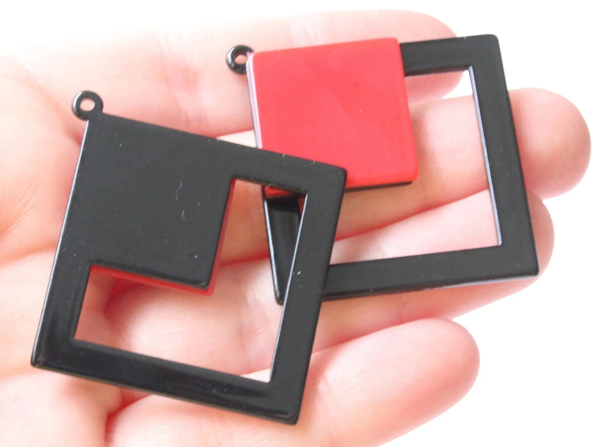 2 51mm Red and Black Double Square Resin Pendants