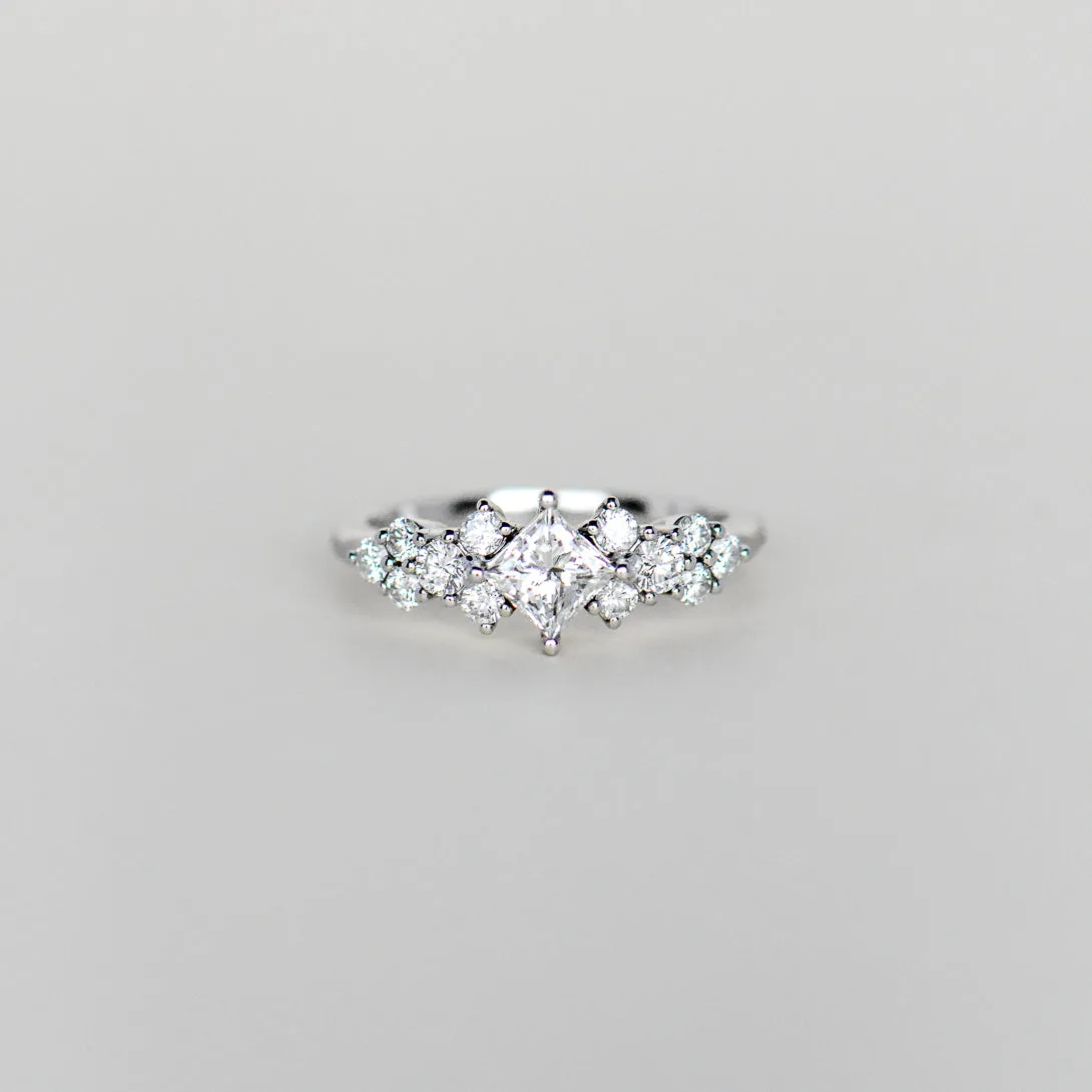 Anja | Princess Cut Diamond Ring