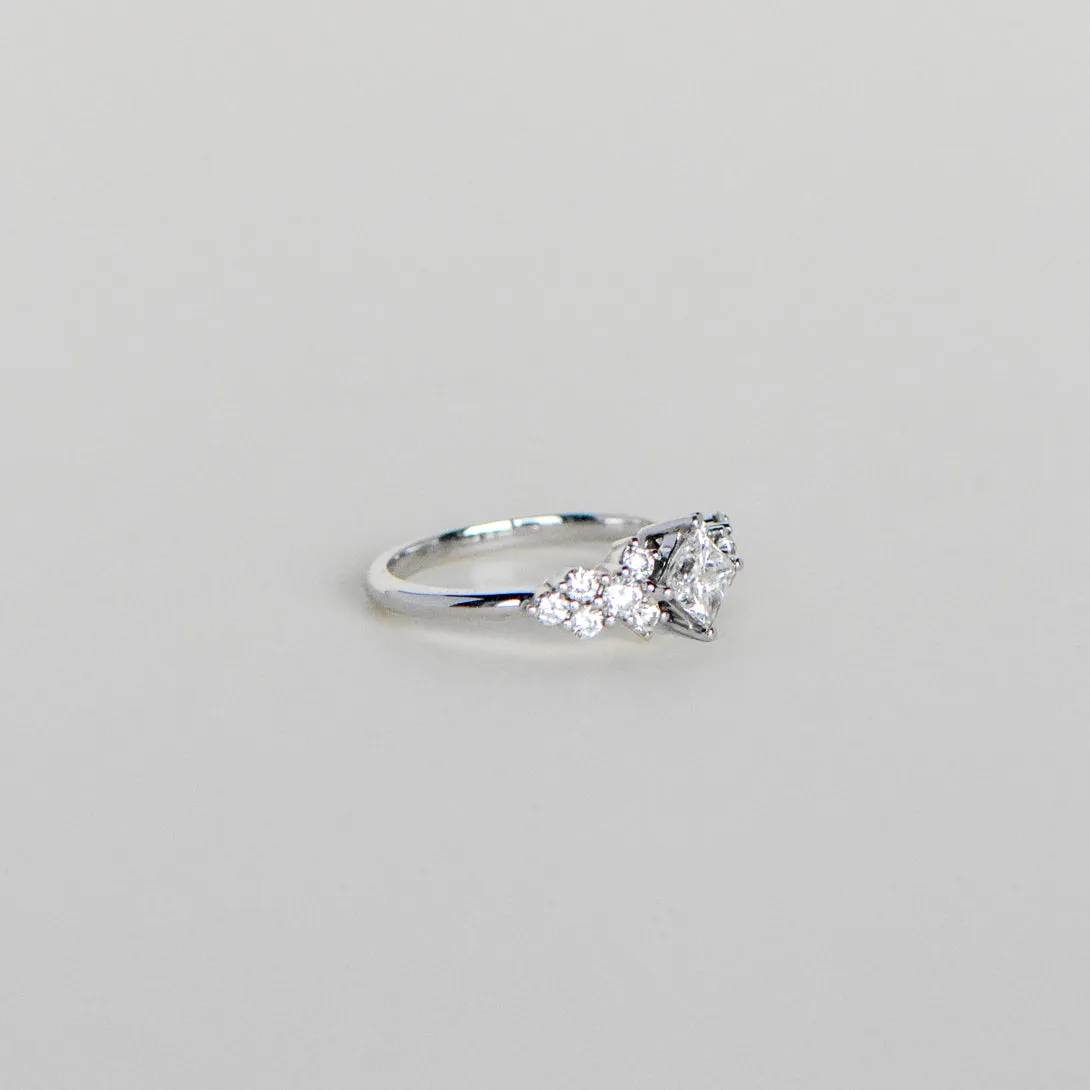 Anja | Princess Cut Diamond Ring