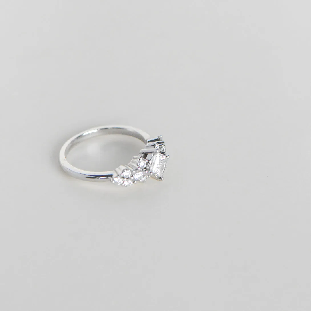 Anja | Princess Cut Diamond Ring