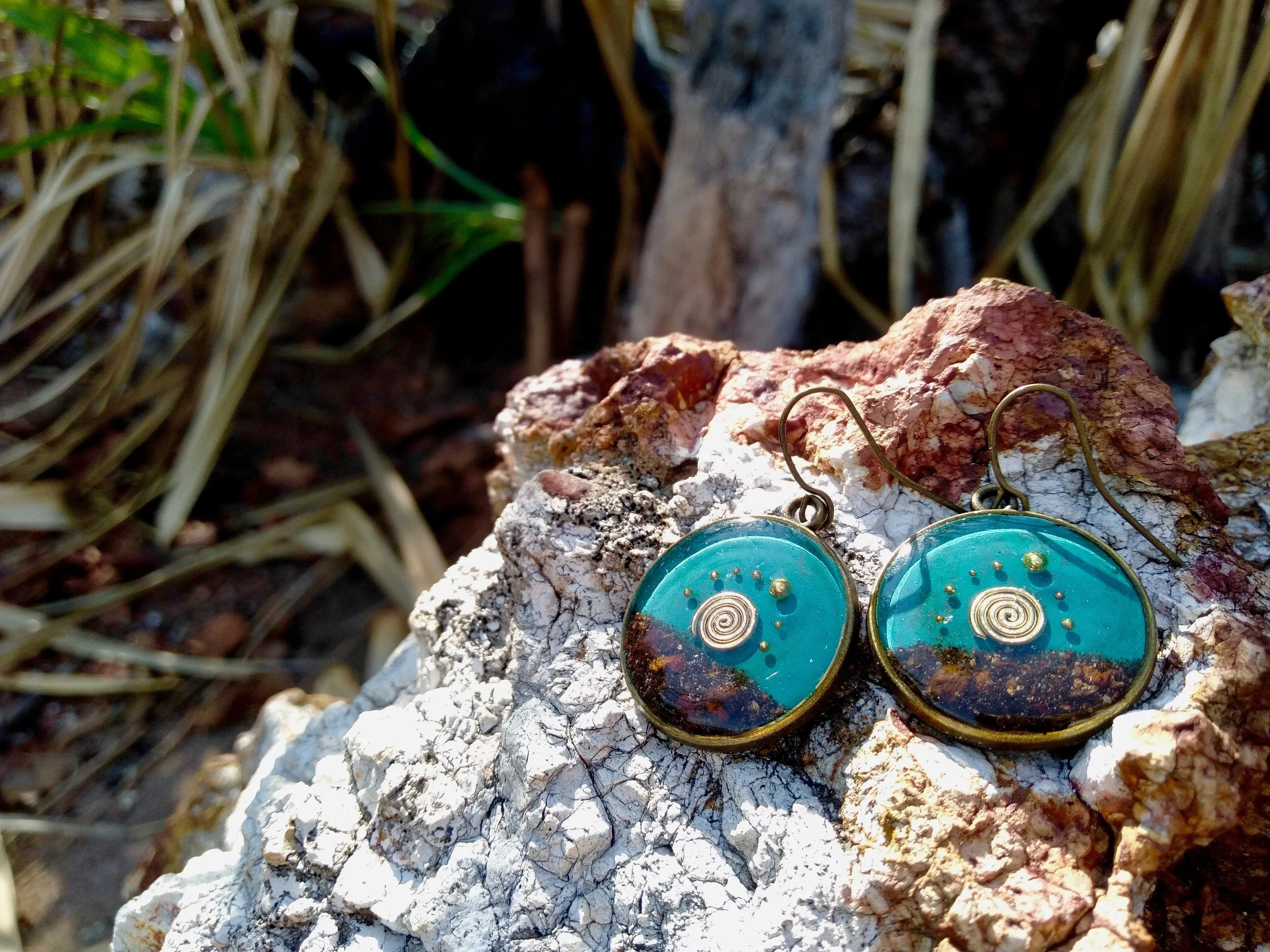 Darwin bush sunrise earrings