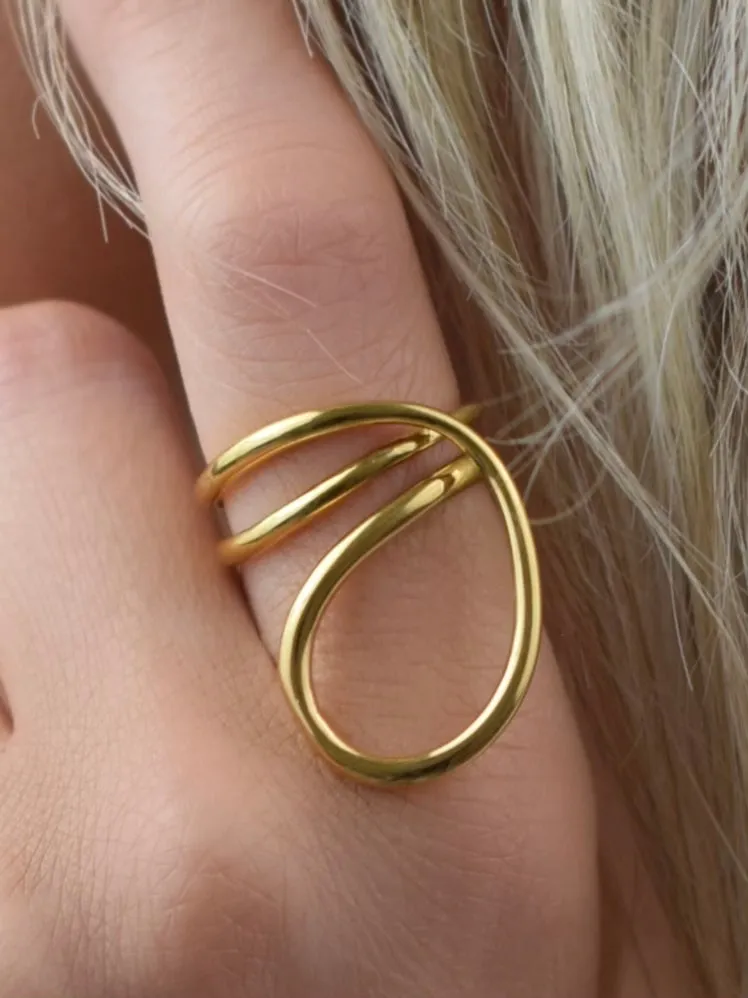 Farrah B Twists & Turns Ring in Gold - Size 7