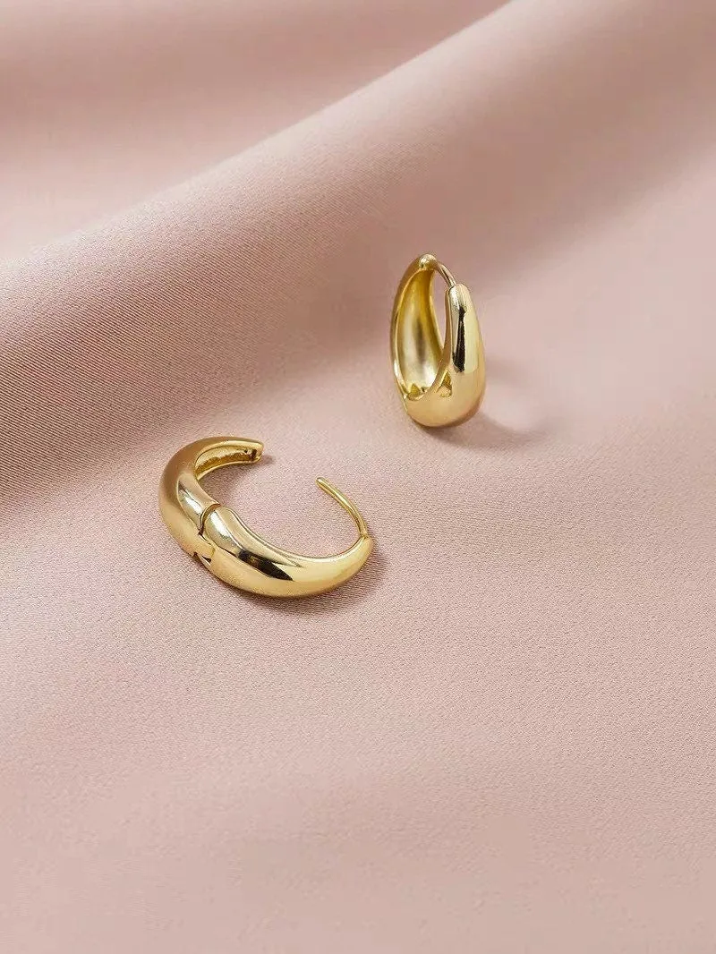 Minimalist Hoop Earrings