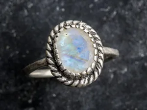 Moonstone Vintage Ring - June Birthstone Ring - Solitaire Moonstone Ring