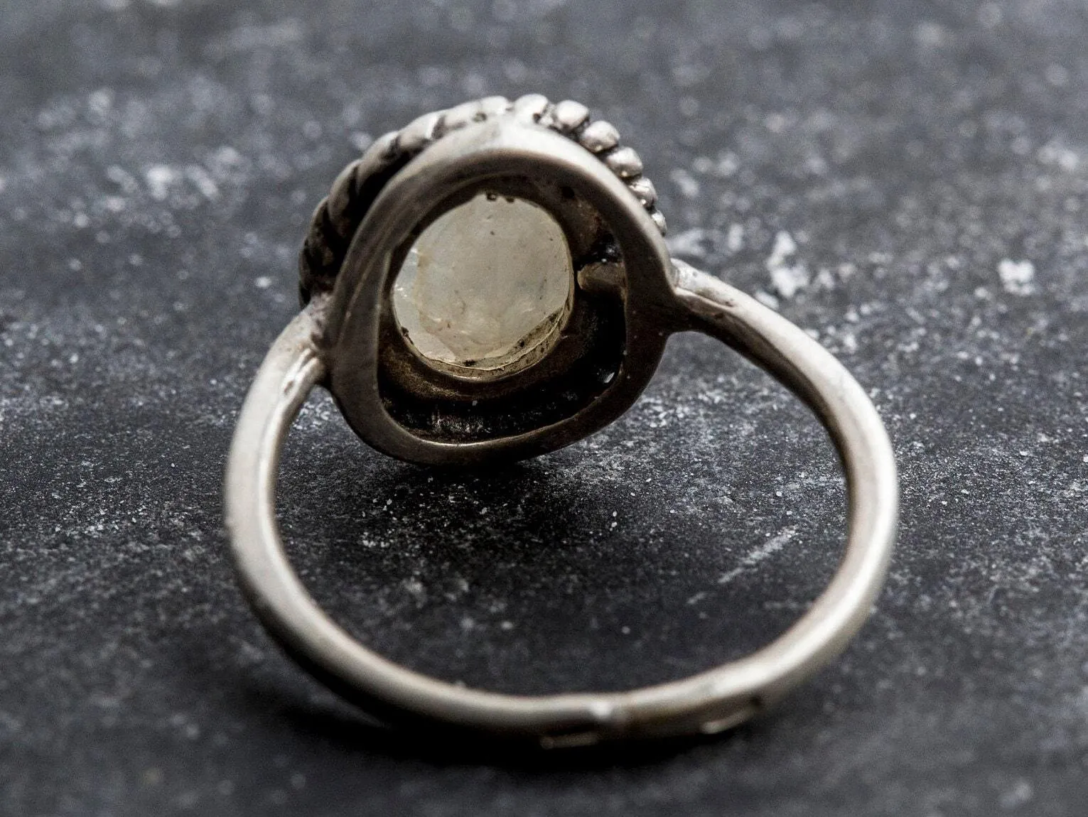 Moonstone Vintage Ring - June Birthstone Ring - Solitaire Moonstone Ring