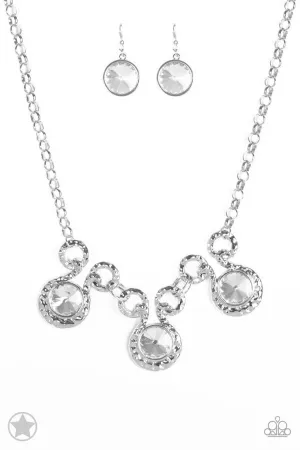 Paparazzi Hypnotized - Silver Necklace