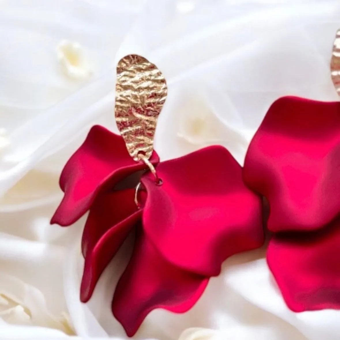 Red - flowers earrings| bridal party wedding earrings | unique iridescent earrings | golden crumpled floral earrings