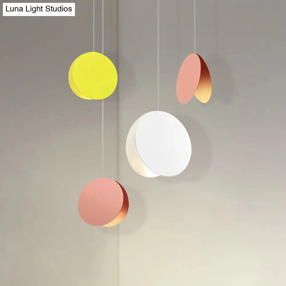 Shell-Inspired Round Pendant Lamp - Macaron Style - Metal - 1-Light Ceiling Light